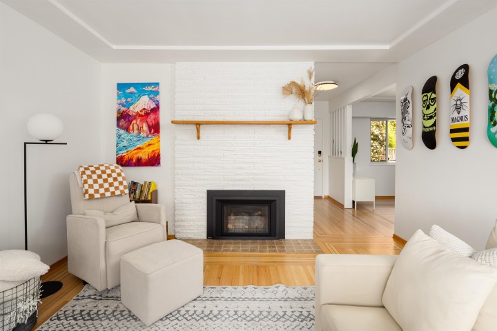 Photo 7 at 1231 Cloverley Street, Calverhall, North Vancouver