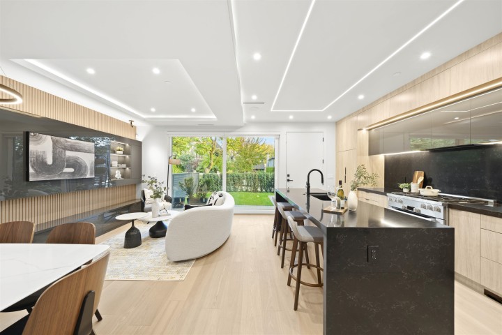 Photo 6 at 1 - 3466 W 22nd Avenue, Dunbar, Vancouver West