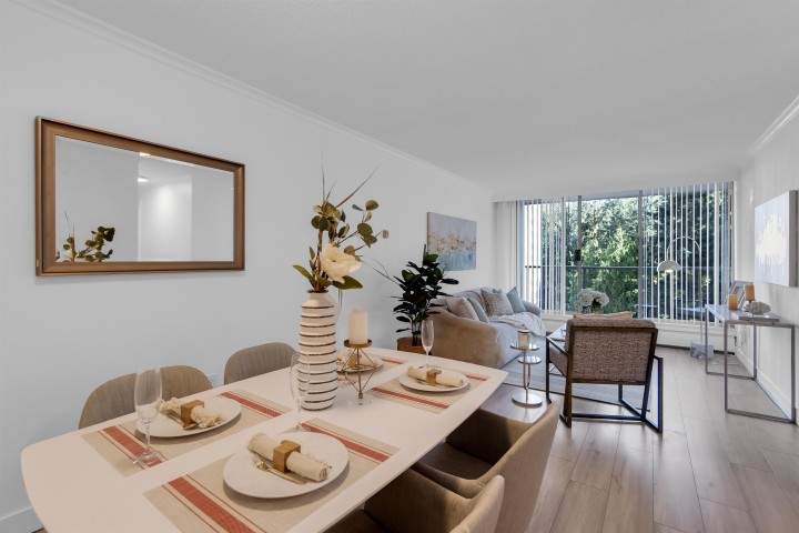 Photo 2 at 807 - 2004 Fullerton Avenue, Pemberton NV, North Vancouver