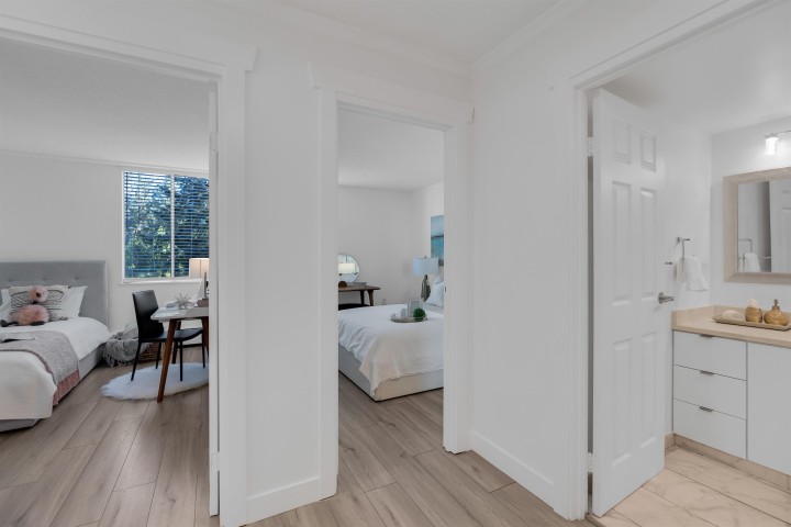 Photo 16 at 807 - 2004 Fullerton Avenue, Pemberton NV, North Vancouver