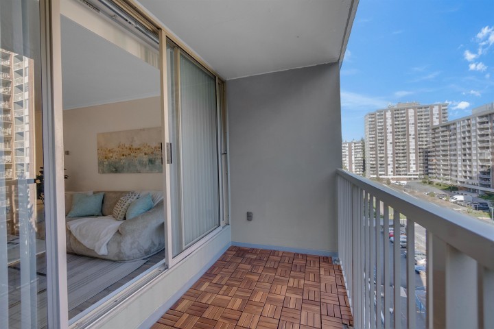 Photo 11 at 807 - 2004 Fullerton Avenue, Pemberton NV, North Vancouver