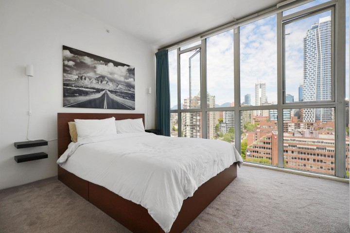 Photo 20 at 2103 - 907 Beach Avenue, Yaletown, Vancouver West