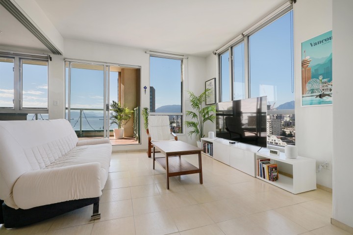 Photo 14 at 2103 - 907 Beach Avenue, Yaletown, Vancouver West