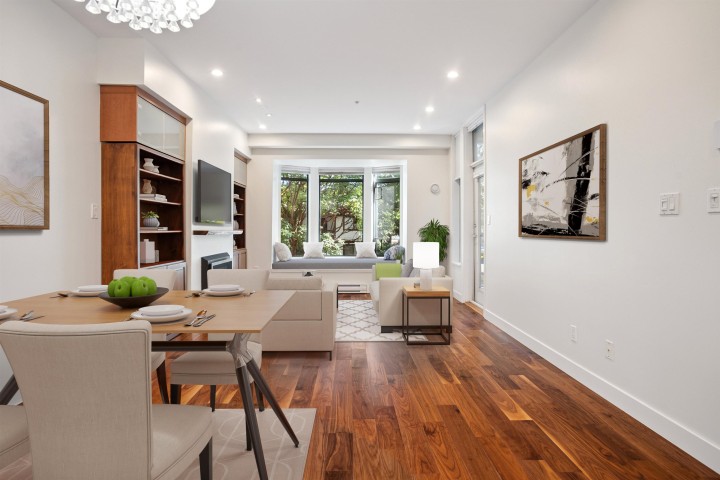 Photo 3 at 210 - 2028 W 11th Avenue, Kitsilano, Vancouver West