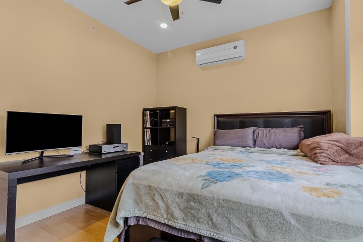 Photo 13 at 1380 E 51st Avenue, South Vancouver, Vancouver East