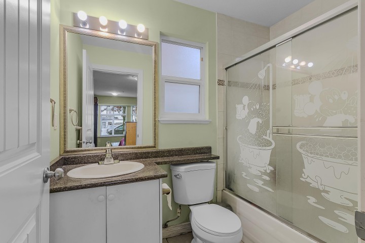 Photo 24 at 1380 E 51st Avenue, South Vancouver, Vancouver East