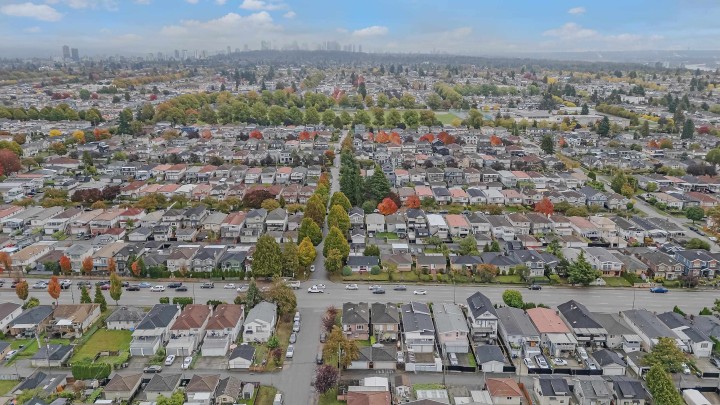 Photo 30 at 1380 E 51st Avenue, South Vancouver, Vancouver East