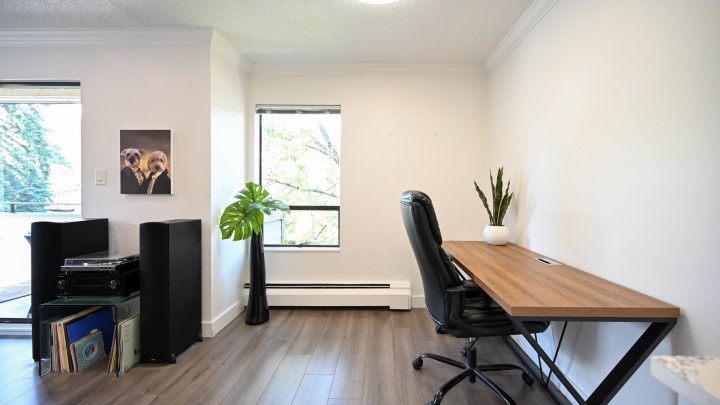 Photo 13 at 306 - 1250 W 12th Avenue, Fairview VW, Vancouver West