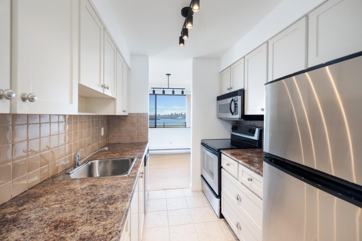 Photo 14 at 1202 - 444 Lonsdale Avenue, Lower Lonsdale, North Vancouver