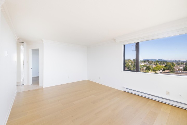 Photo 8 at 1202 - 444 Lonsdale Avenue, Lower Lonsdale, North Vancouver