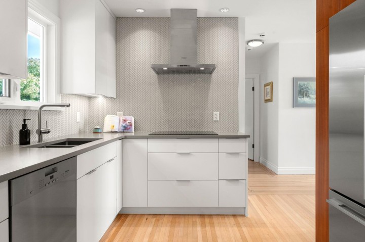 Photo 13 at 728 E 6th Street, Queensbury, North Vancouver