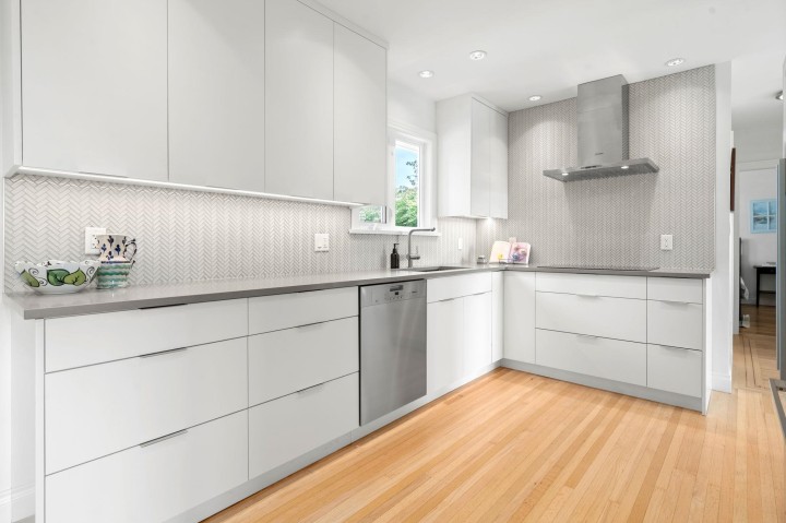 Photo 12 at 728 E 6th Street, Queensbury, North Vancouver