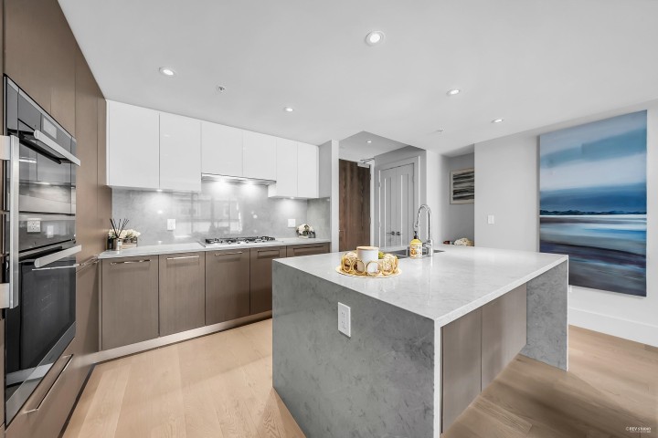 Photo 13 at 204 - 2089 W 43rd Avenue, Kerrisdale, Vancouver West