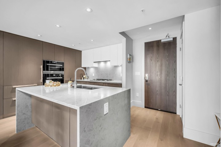 Photo 12 at 204 - 2089 W 43rd Avenue, Kerrisdale, Vancouver West