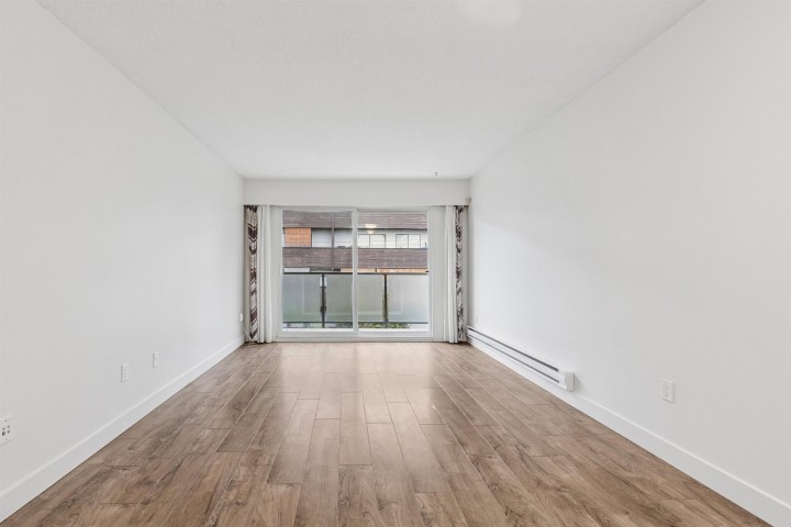 Photo 2 at 306 - 212 Forbes Avenue, Lower Lonsdale, North Vancouver