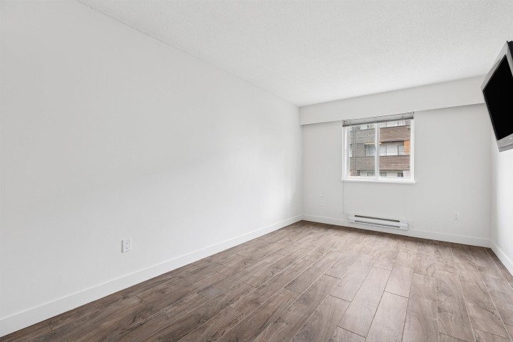 Photo 12 at 306 - 212 Forbes Avenue, Lower Lonsdale, North Vancouver