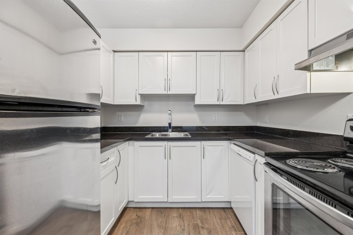 Photo 8 at 306 - 212 Forbes Avenue, Lower Lonsdale, North Vancouver