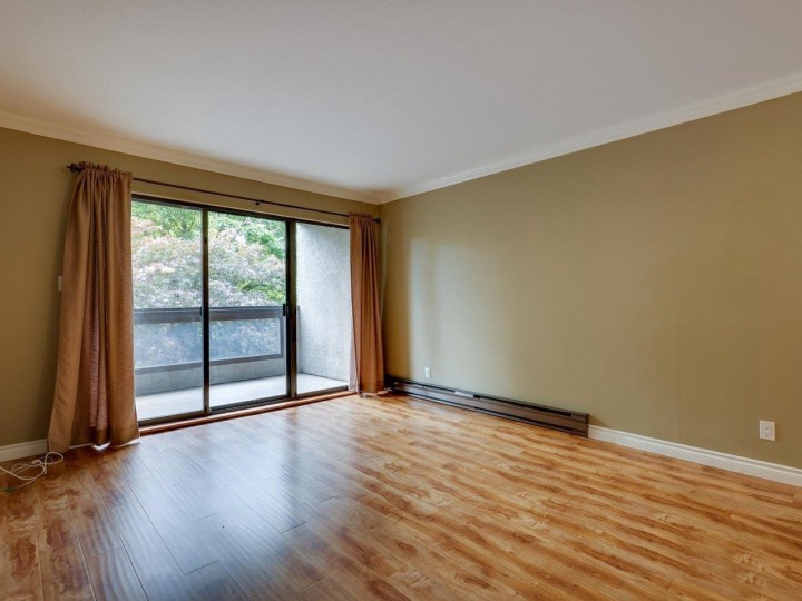 Photo 3 at 306 - 975 W 13th Avenue, Fairview VW, Vancouver West