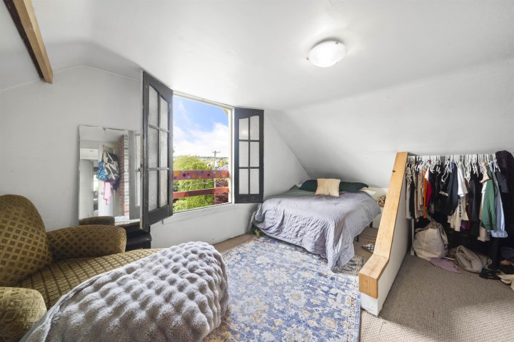 Photo 16 at 3550 W 1st Avenue, Kitsilano, Vancouver West