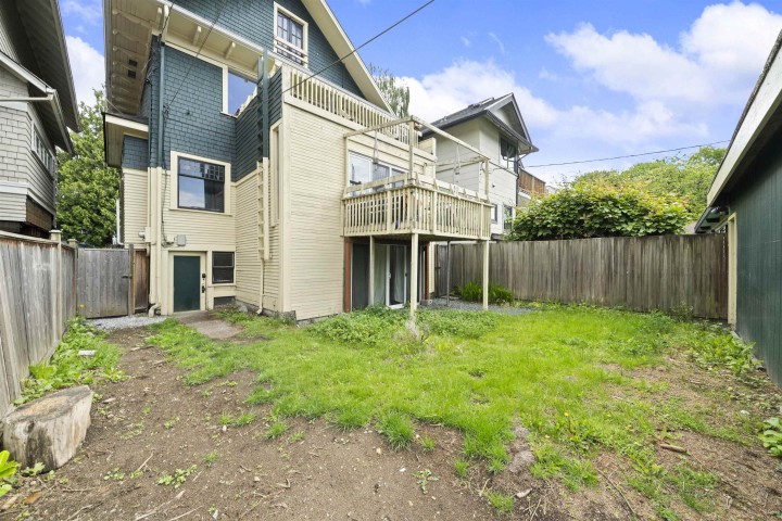 Photo 21 at 3550 W 1st Avenue, Kitsilano, Vancouver West