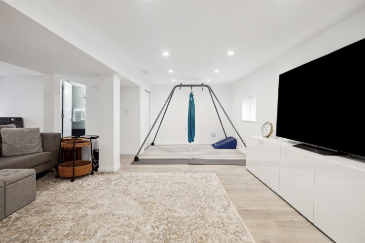 Photo 13 at 4190 W 11th Avenue, Point Grey, Vancouver West