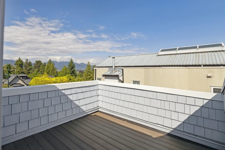 Photo 3 at 4190 W 11th Avenue, Point Grey, Vancouver West