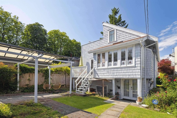 Photo 5 at 4190 W 11th Avenue, Point Grey, Vancouver West