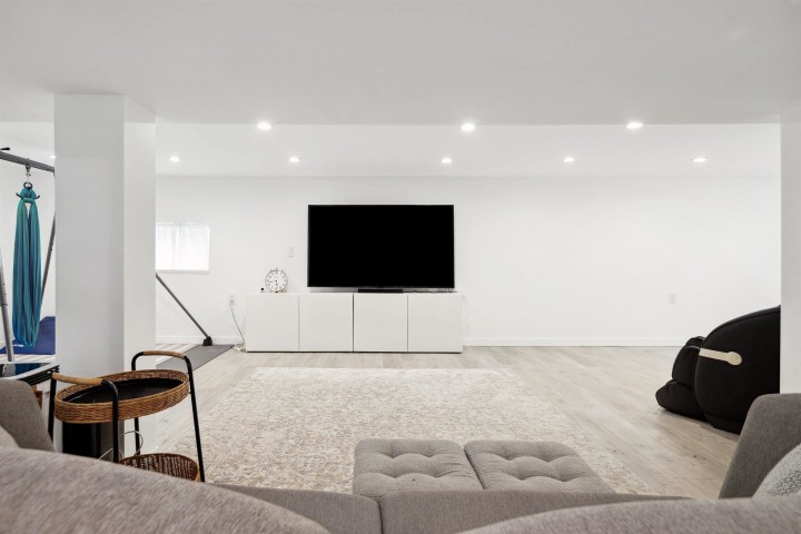 Photo 9 at 4190 W 11th Avenue, Point Grey, Vancouver West