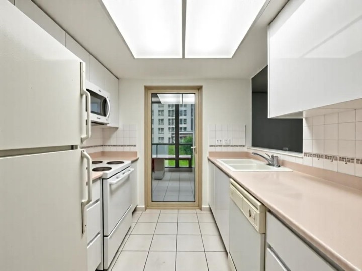 Photo 9 at 601 - 867 Hamilton Street, Downtown VW, Vancouver West