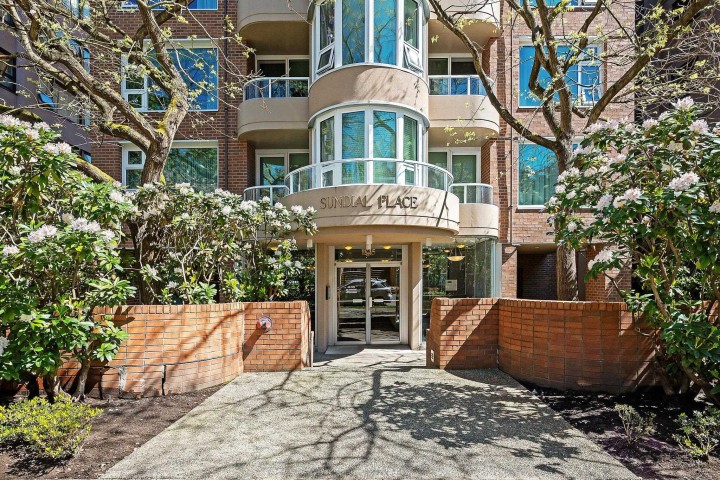 Photo 27 at 203 - 1845 Robson Street, West End VW, Vancouver West