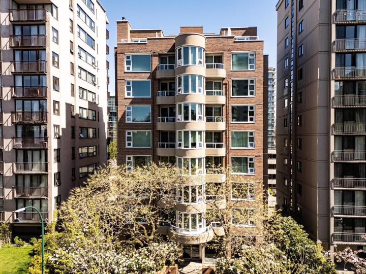 Photo 2 at 203 - 1845 Robson Street, West End VW, Vancouver West