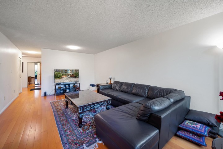 Photo 9 at 203 - 1845 Robson Street, West End VW, Vancouver West