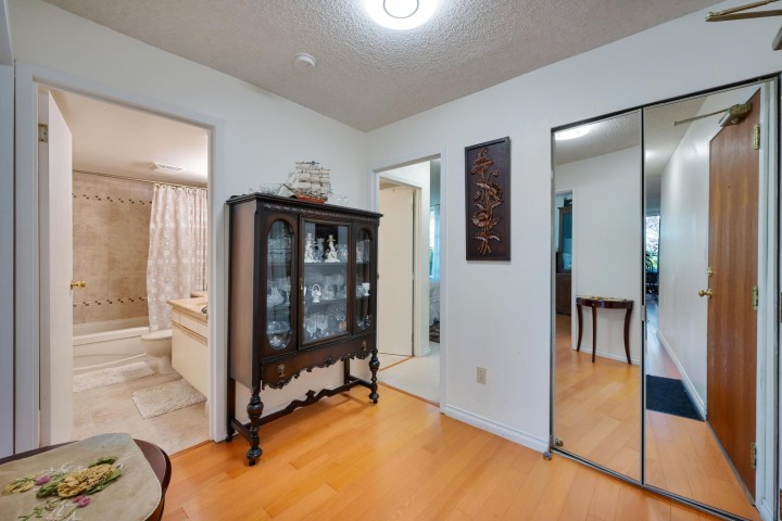 Photo 24 at 203 - 1845 Robson Street, West End VW, Vancouver West