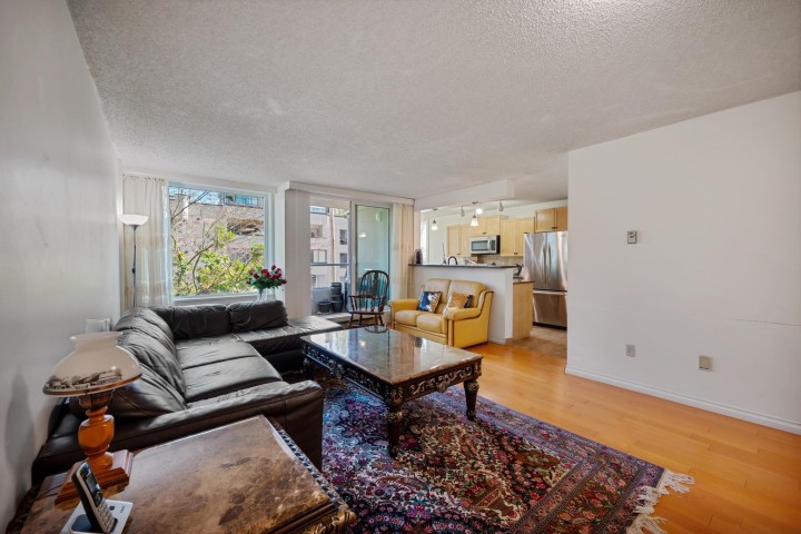 Photo 8 at 203 - 1845 Robson Street, West End VW, Vancouver West