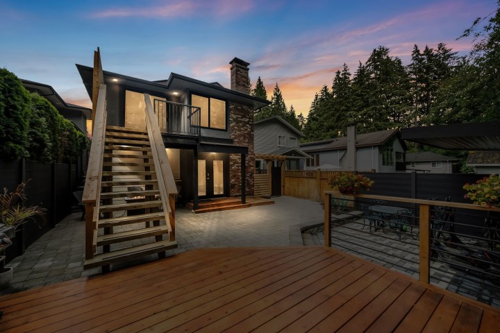 Photo 26 at 1430 Draycott Road, Lynn Valley, North Vancouver