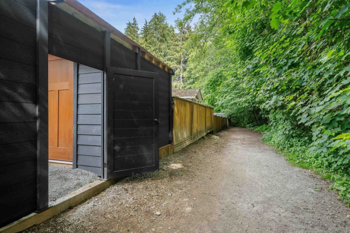 Photo 32 at 1430 Draycott Road, Lynn Valley, North Vancouver