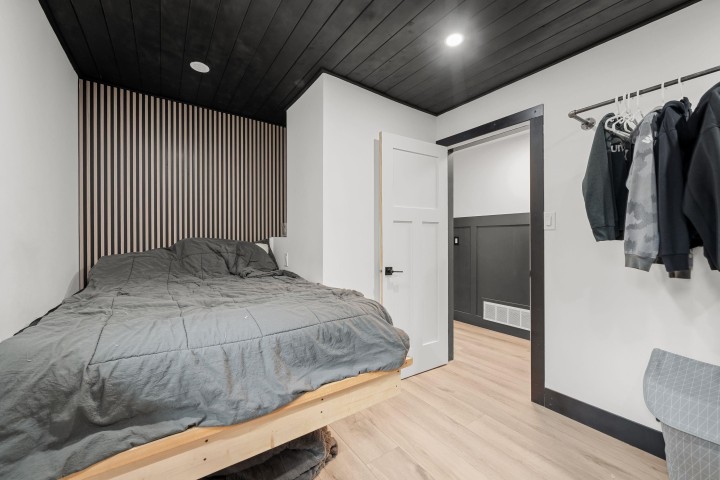 Photo 10 at 1430 Draycott Road, Lynn Valley, North Vancouver