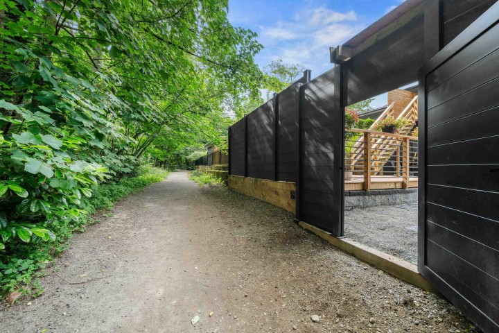 Photo 33 at 1430 Draycott Road, Lynn Valley, North Vancouver