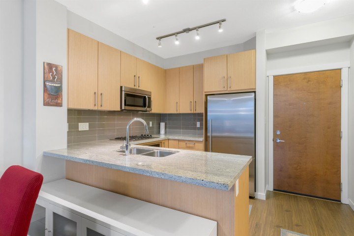 Photo 6 at 307 - 159 W 22nd Street, Central Lonsdale, North Vancouver