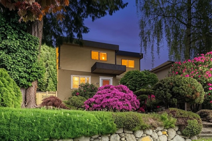 Photo 2 at 1735 W 62nd Avenue, South Granville, Vancouver West