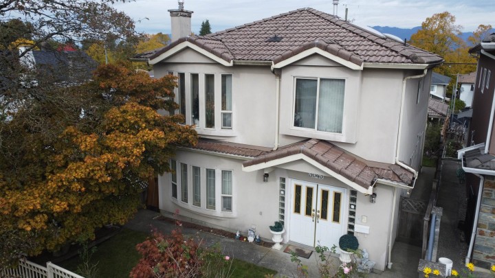 Photo 1 at 3043 E 29th Avenue, Renfrew Heights, Vancouver East