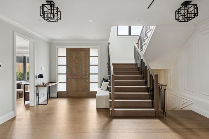 Photo 23 at 939 Forest Hills Drive, Edgemont, North Vancouver