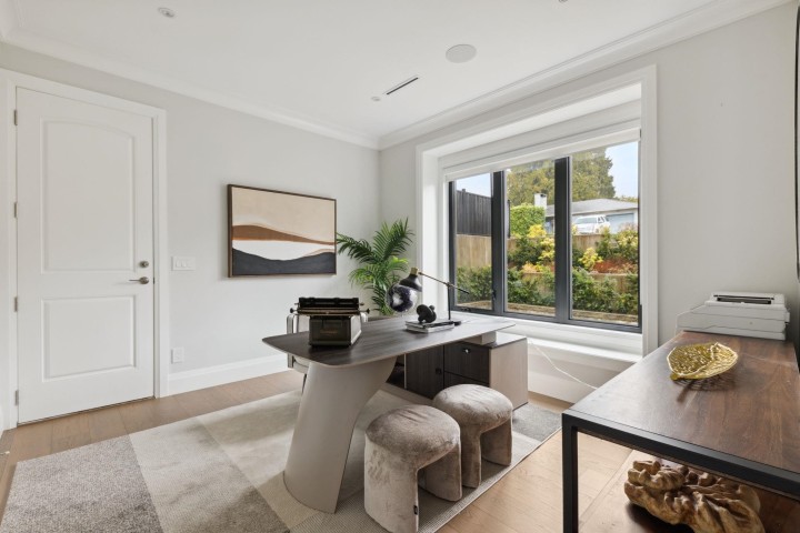 Photo 22 at 939 Forest Hills Drive, Edgemont, North Vancouver