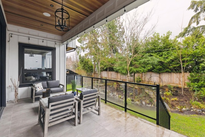 Photo 20 at 939 Forest Hills Drive, Edgemont, North Vancouver