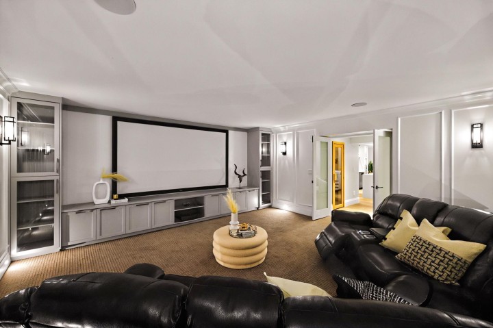 Photo 34 at 939 Forest Hills Drive, Edgemont, North Vancouver