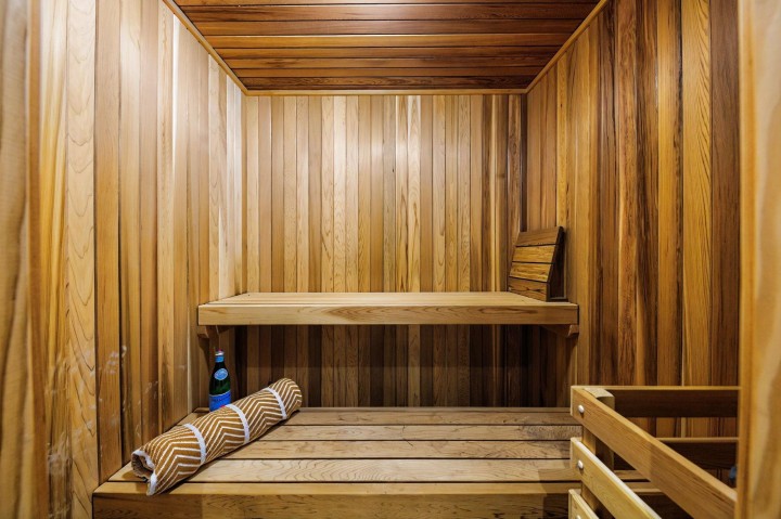 Photo 33 at 939 Forest Hills Drive, Edgemont, North Vancouver