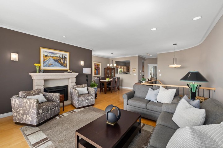 Photo 6 at 2362 Marine Drive, Dundarave, West Vancouver