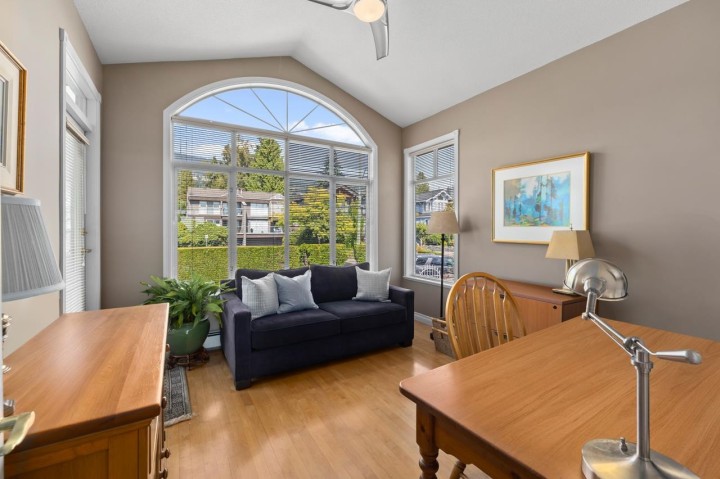 Photo 16 at 2362 Marine Drive, Dundarave, West Vancouver