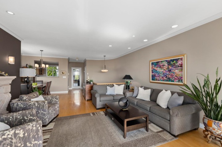 Photo 7 at 2362 Marine Drive, Dundarave, West Vancouver