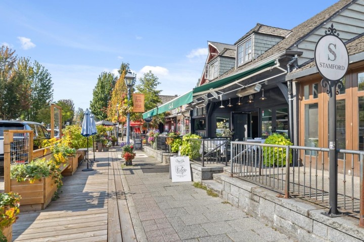 Photo 36 at 2362 Marine Drive, Dundarave, West Vancouver